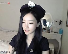 韩国美女主播朴妮唛之女警d
