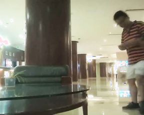 偷拍視角（偷拍大師）偷拍在東莞式的會所酒店選妃 全套按摩